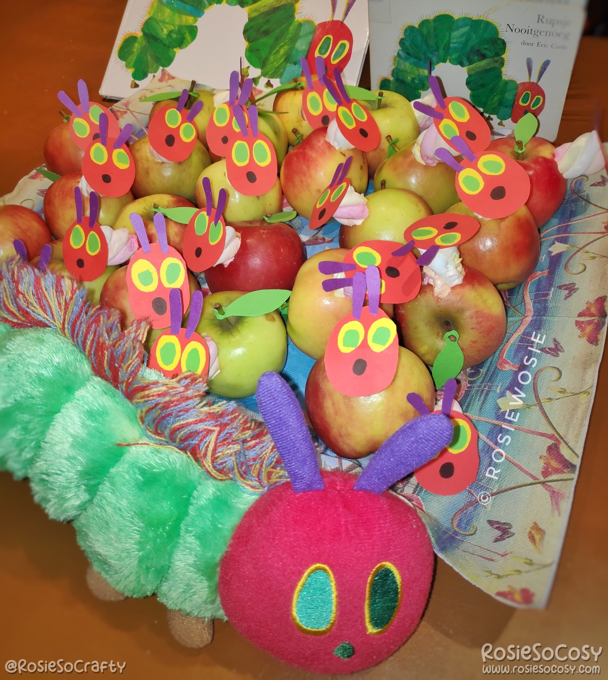 Rupsje Nooitgenoeg Traktaties Treats